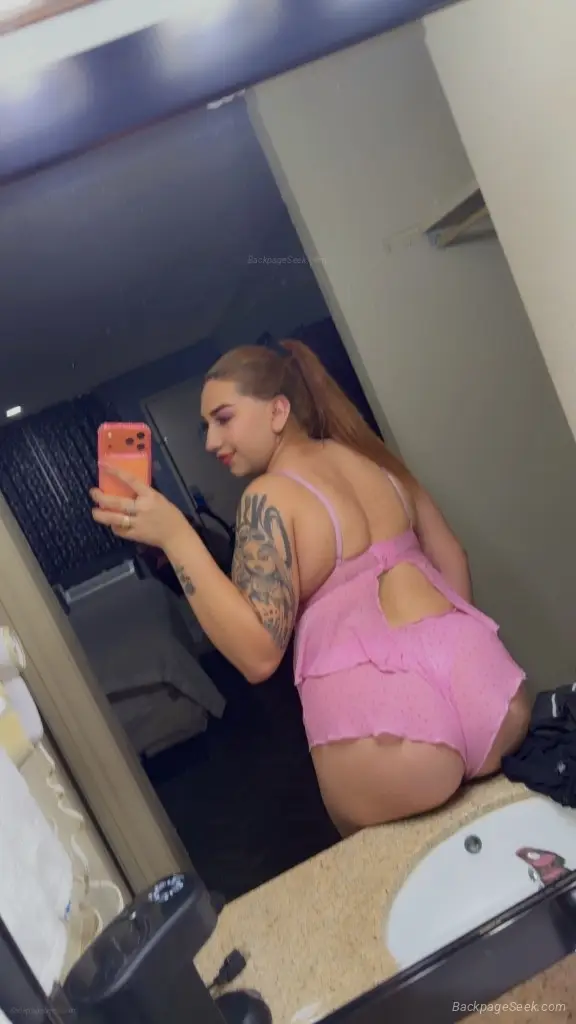 lugar limpio y seguro Fulfill your fantasies with this hot a... in College Station – Women Seeking Men photo 3