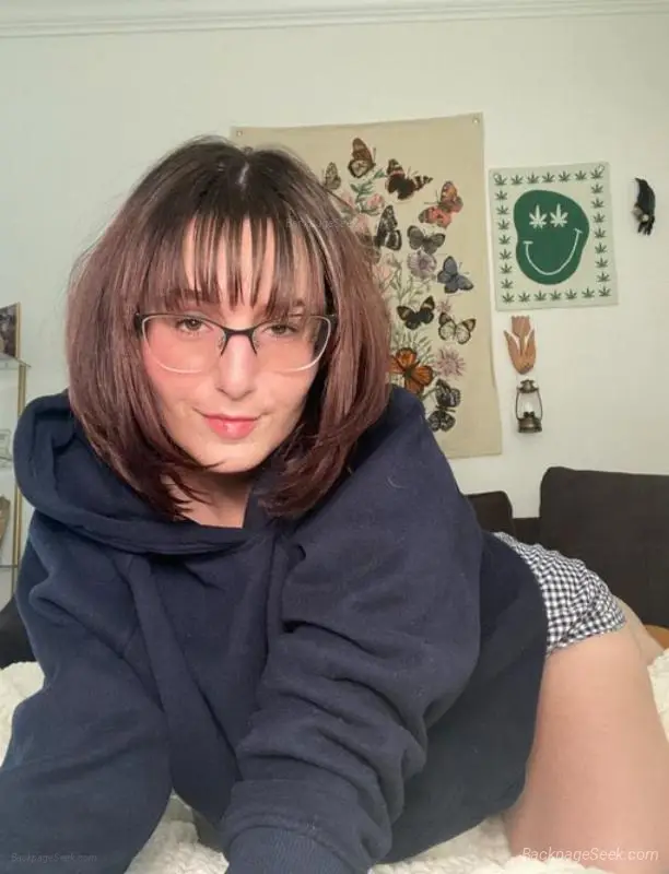 I am available and independent, and I prefer a drama-free