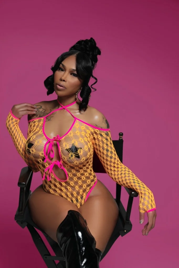 Natalia Banks where elegance meets a little bit of trouble