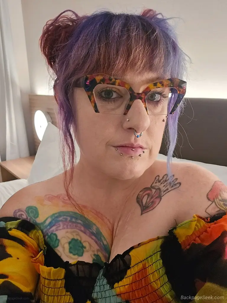 bbw, big bouncy, talented and ready for fun!!
