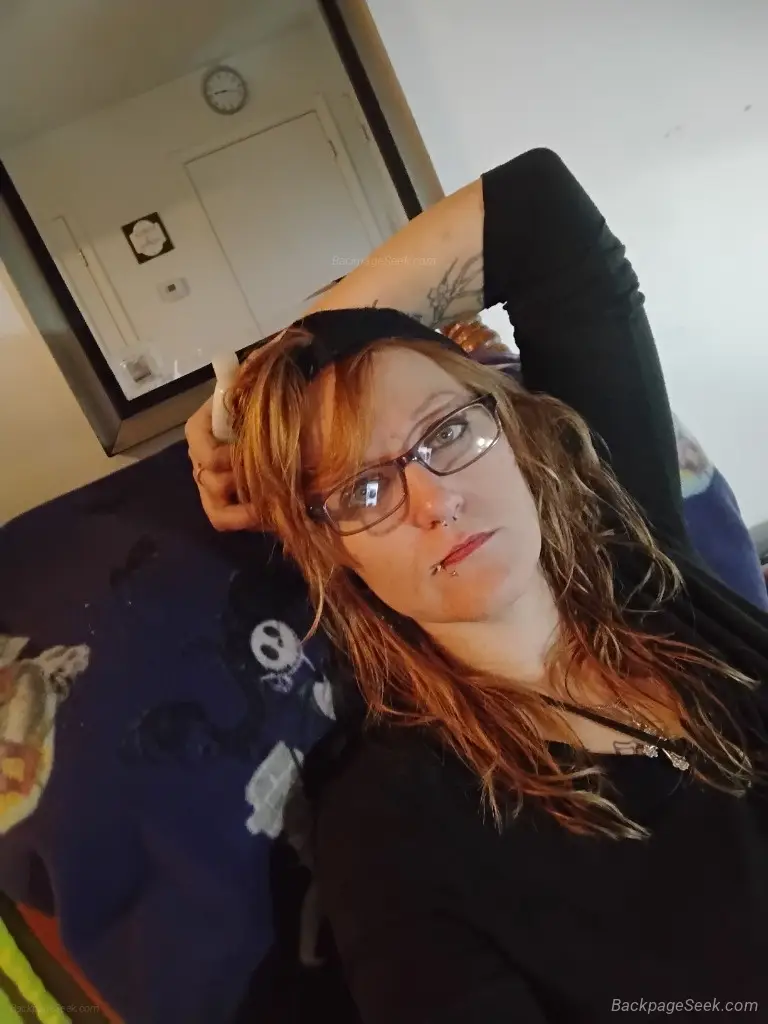 Hey there in Columbus – Women Seeking Men photo 2