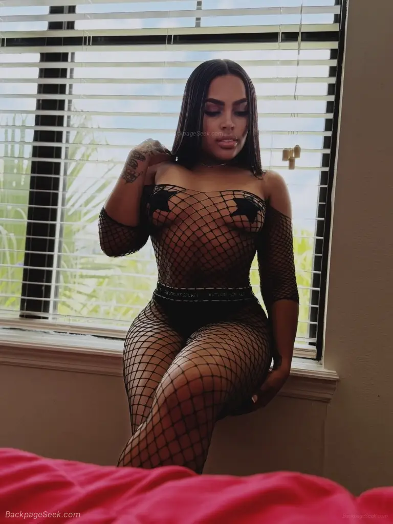 SEXY CALIENTE