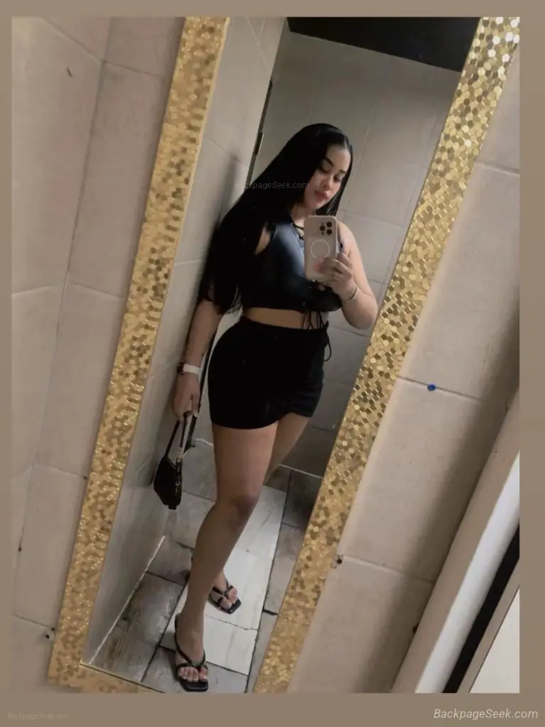 sexy latina disponible 24/7 Nueva en la zona