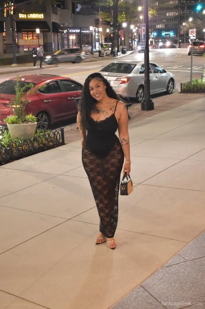 QV Special in Columbus – Women Seeking Men photo 3
