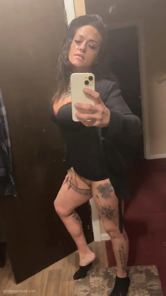 i desperately need some new friends i hope you are here for... in Columbus – Women Seeking Men photo 6