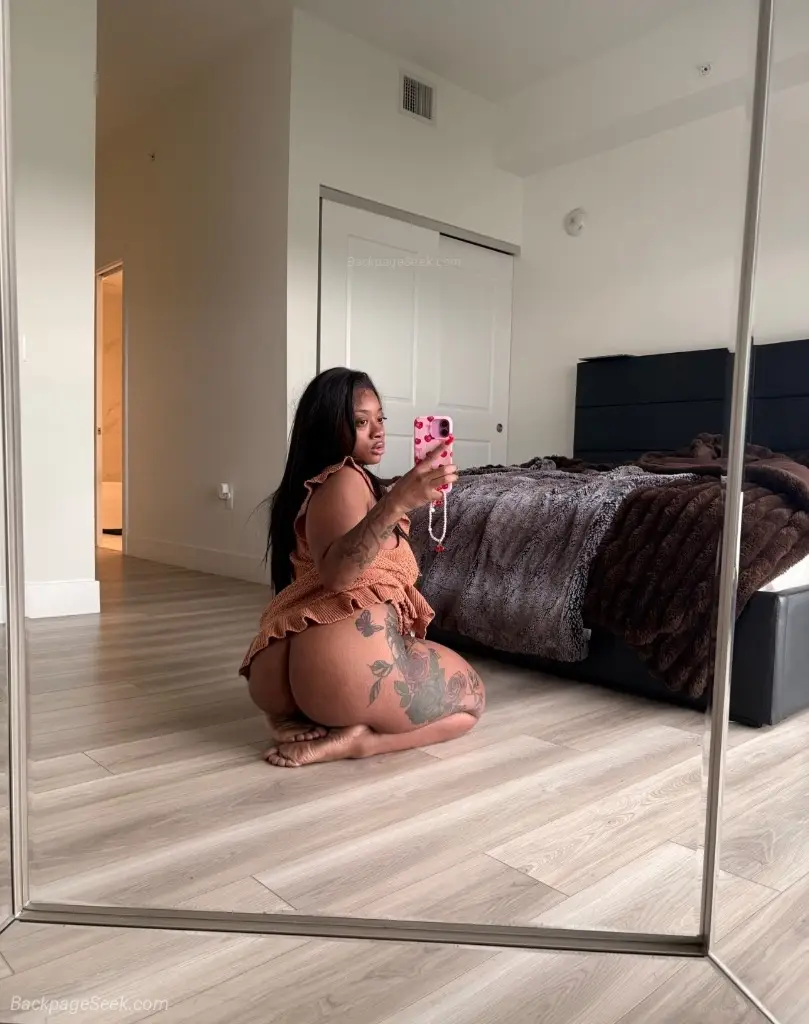 Short Thick Brownskin QV 120 last day in town in Columbus – Women Seeking Men photo 4