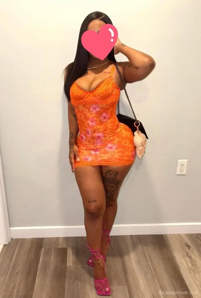 sexy latina disponible 24/7 lista Para satisfacer tus deseo
