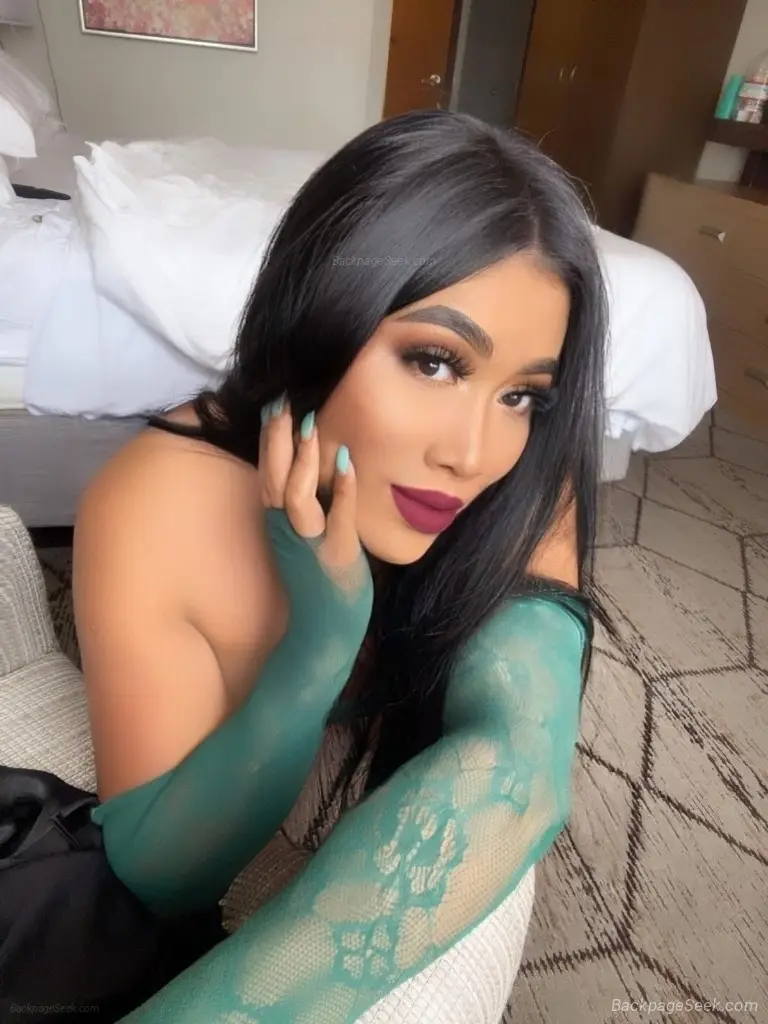 julissa sexy visiting 2 days in Columbus – Women Seeking Men photo 4
