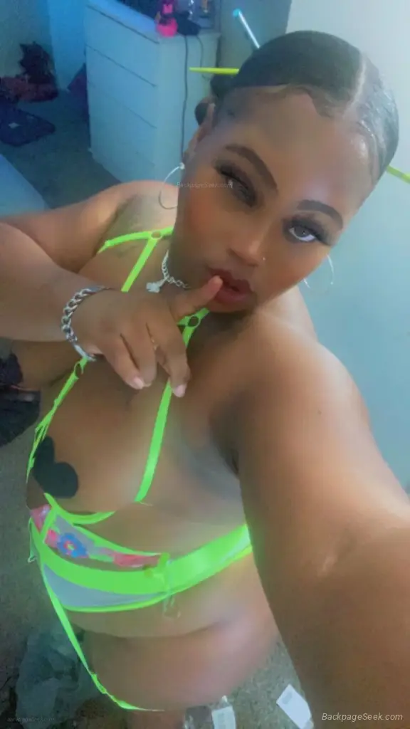 Super Soaker Pussy ( ) K ME NOW I LOVE AFRICANS