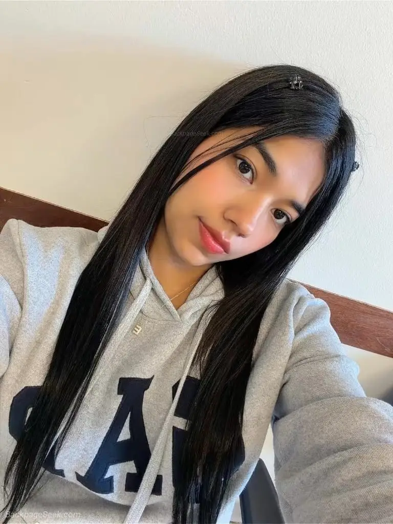 I m Yuli I m 25 years old and I m Venezuelan Beautiful and v... in Columbus – Women Seeking Men photo 2