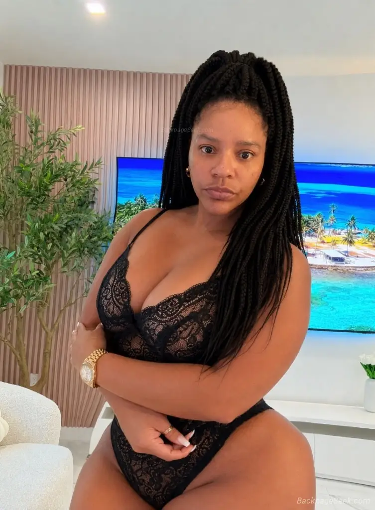 Tiffany Please bring the exact amount I can't give you chang... in Columbus – Women Seeking Men photo 4