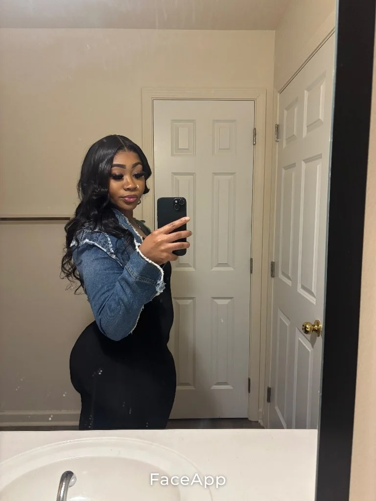 Your little secret Naughty or Nice in Columbus – Women Seeking Men photo 4