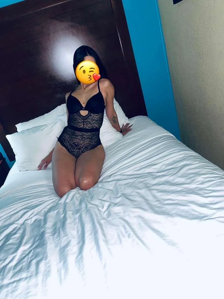 DISPONIBLE HERMOSA LATINA SEXY Y JUGUETONA INCALL OUTCALL