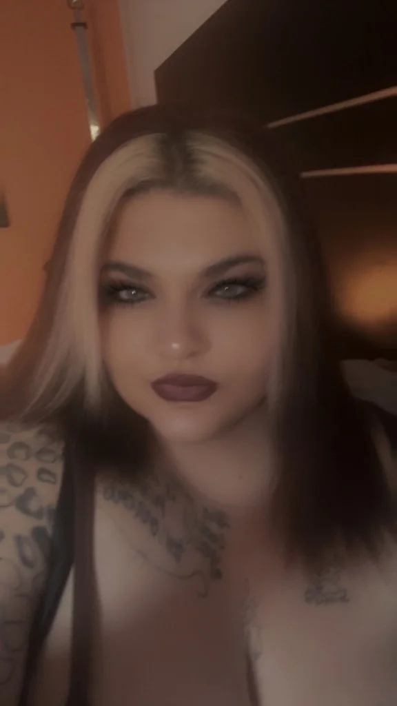 LETS PLAY in Columbus – Women Seeking Men photo 5