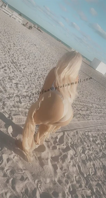 UNIQUE DOLL LEAVING YOU WANTING MORE