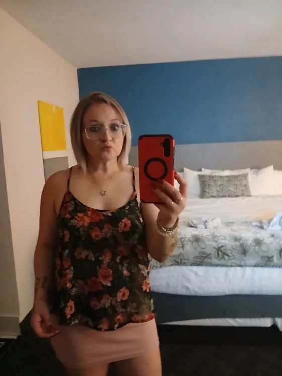 Playful blonde wBIG BOOTY in Dallas – Women Seeking Men photo 4