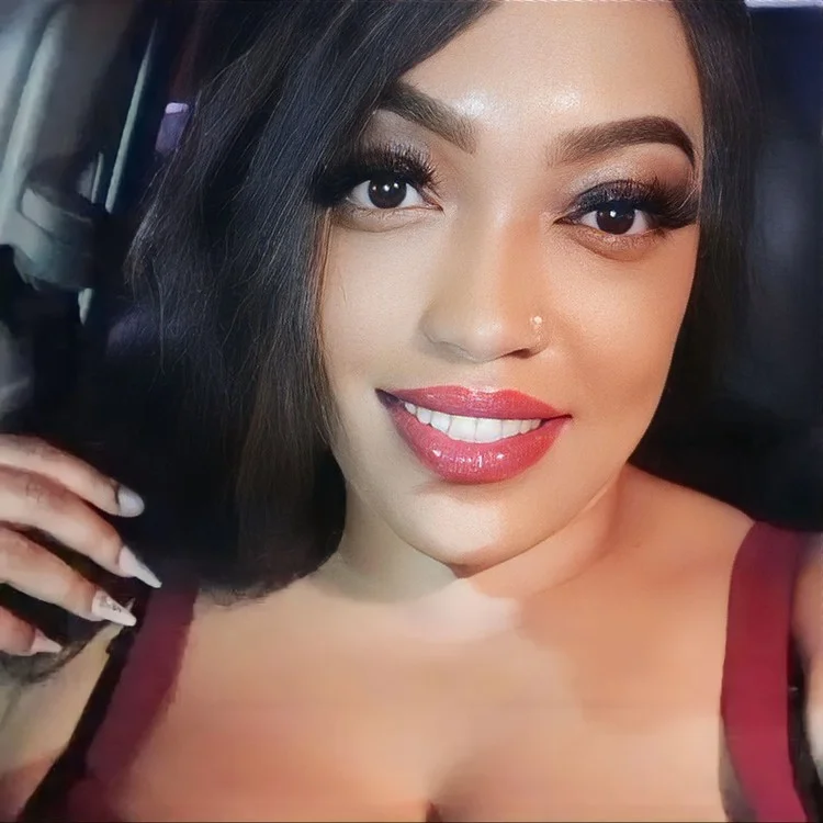 Busty 38G ~Perfect Curves~Eyes That Will Make You Rise