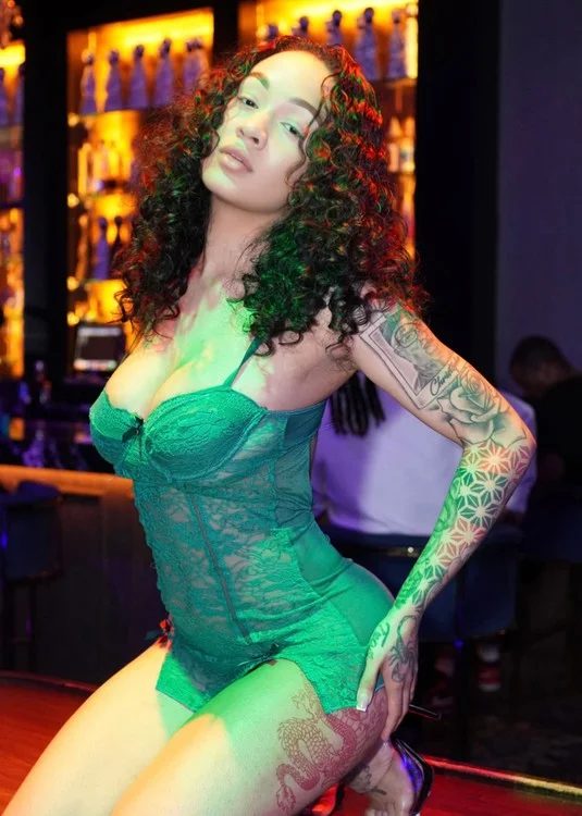 I m back baby Exotic freak ready to play