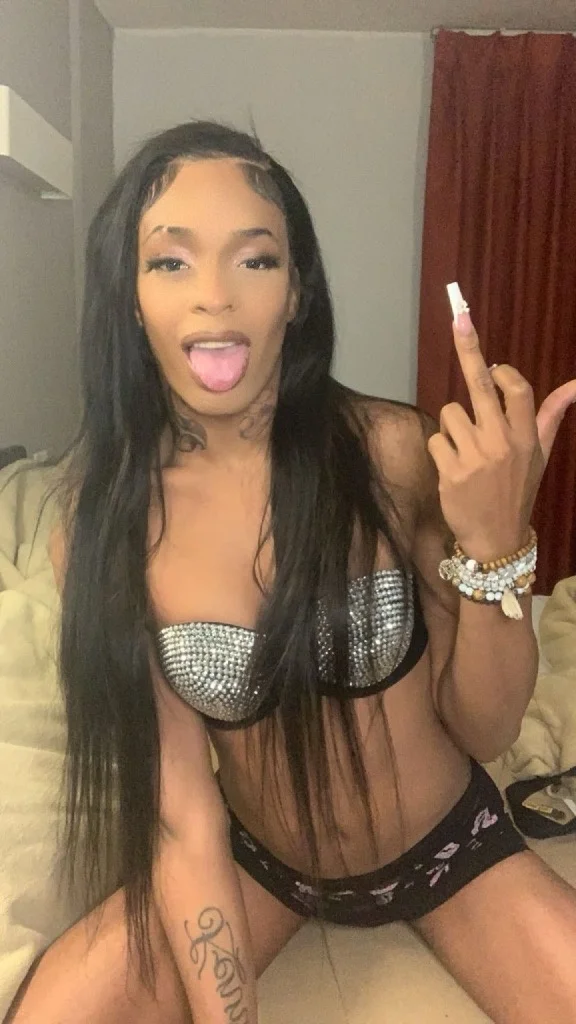 Turn-Out Queen Ft Shows Sloppy Toppy Available Now in Dallas – Women Seeking Men photo 6