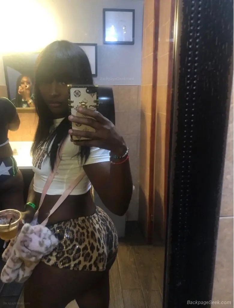 WANT SOMETHING WET RIGHT AND TIGHT TEXT ME NOW DON'T MISS OU... in Dallas – Women Seeking Men photo 2