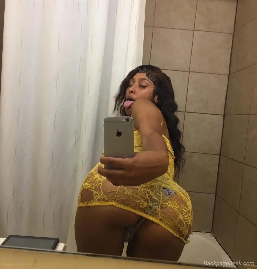sexy yella Boneeee