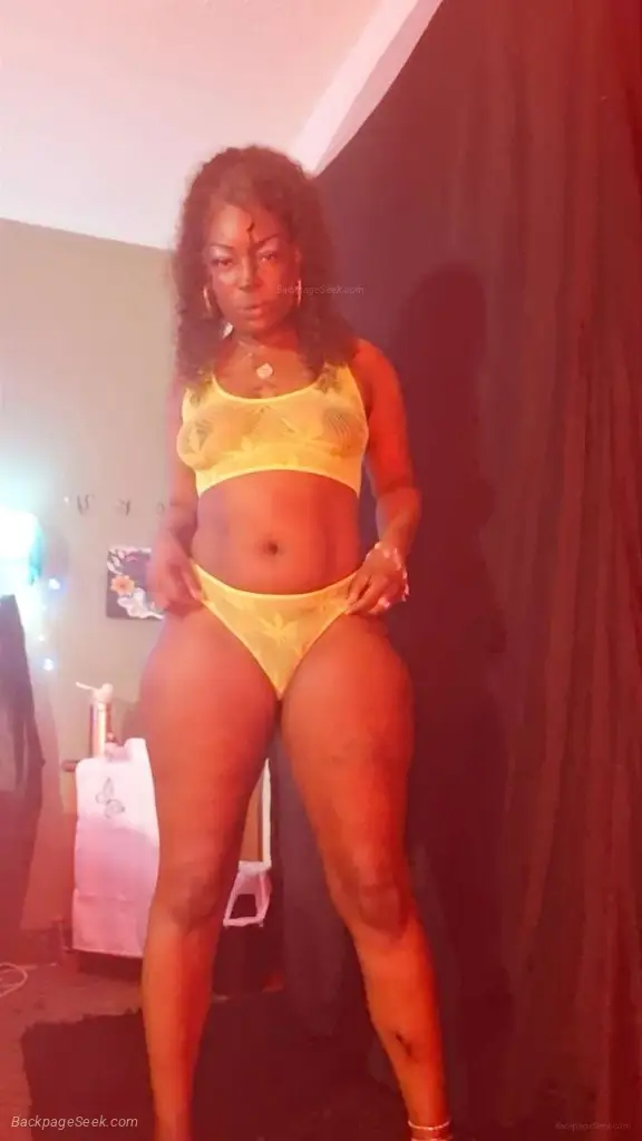 ROYALT in Dallas – Women Seeking Men photo 3