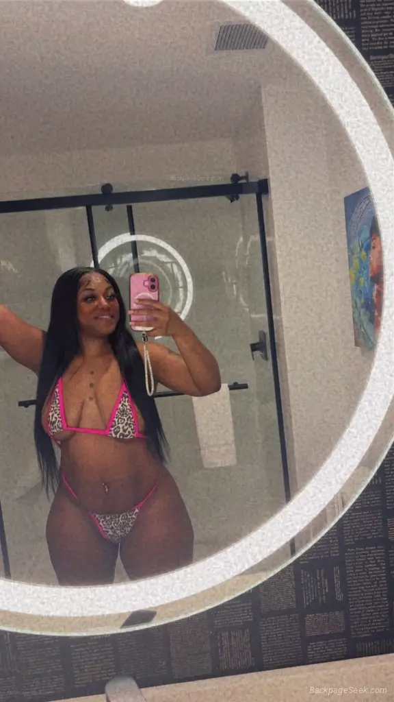 Bubble Butt Ebony Slutt