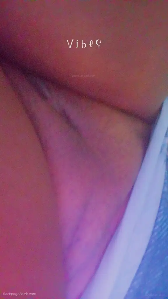 Hola papi Sexy voluptuousbilingual tight pussyDominican chic... in Dallas – Women Seeking Men photo 5