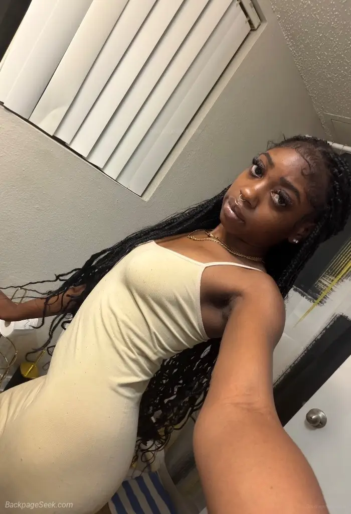 UR FAV PETITE HOT CHOC AKA LITTLE MS ICE CREAM MACHINE INCAL... in Dallas – Women Seeking Men photo 2