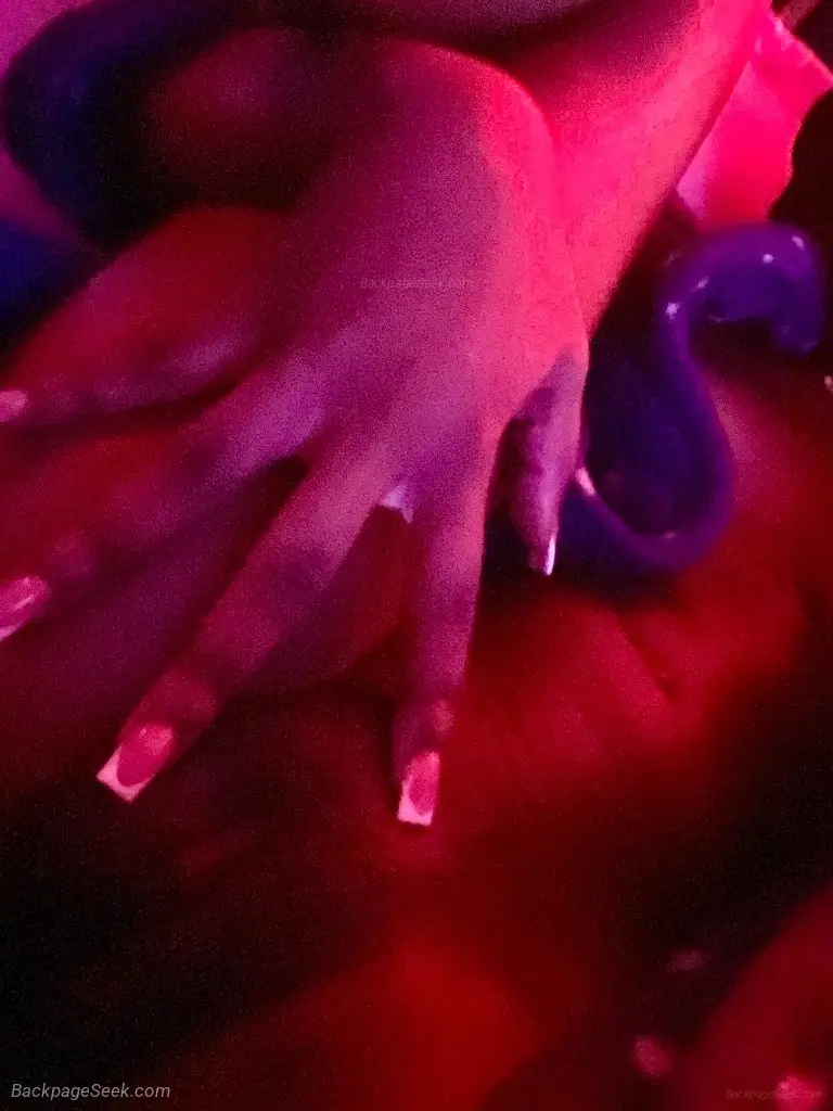 UR FAV PETITE HOT CHOC AKA LITTLE MS ICE CREAM MACHINE INCAL... in Dallas – Women Seeking Men photo 4