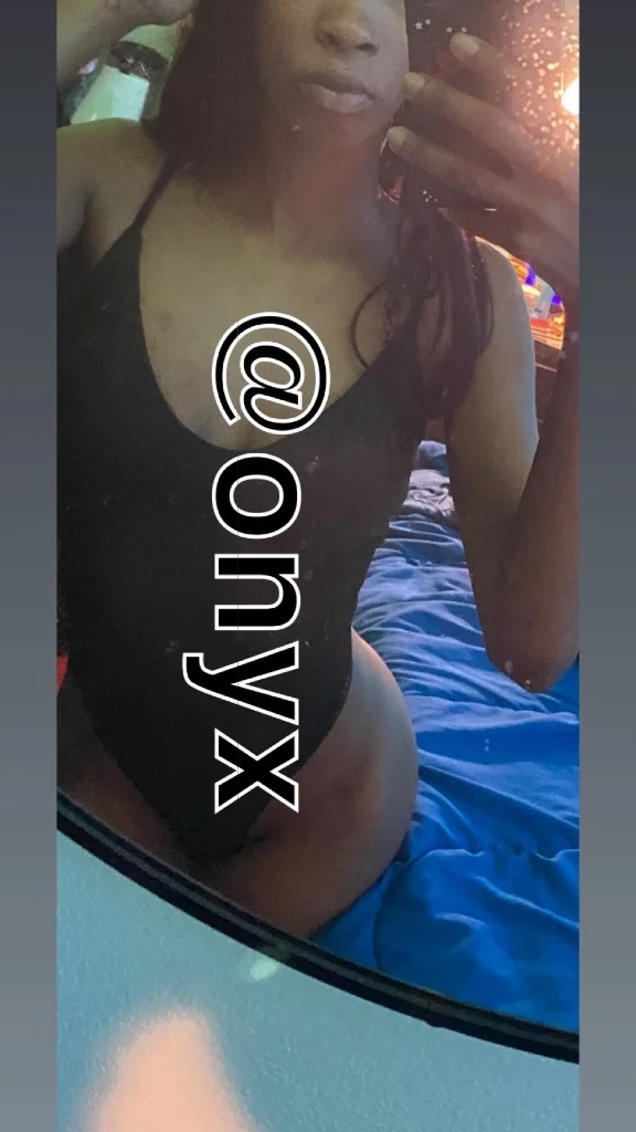 200 2 pops 300 3 pops SEXY SMALL PETITE I'M FUN in Dayton – Women Seeking Men photo 5