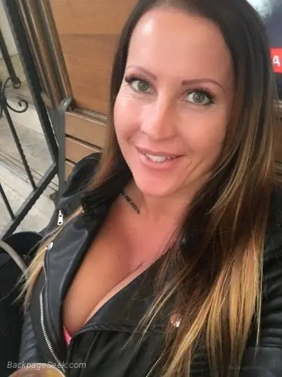 Magical Older Queen"Throat Goddess" is ready to provide Quality