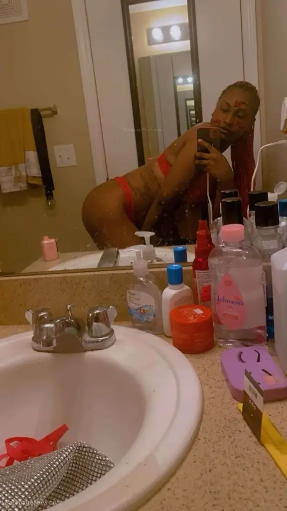 pretty brown slim thick