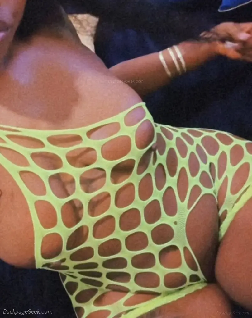 Squirter Babe BEST IN TOWN
