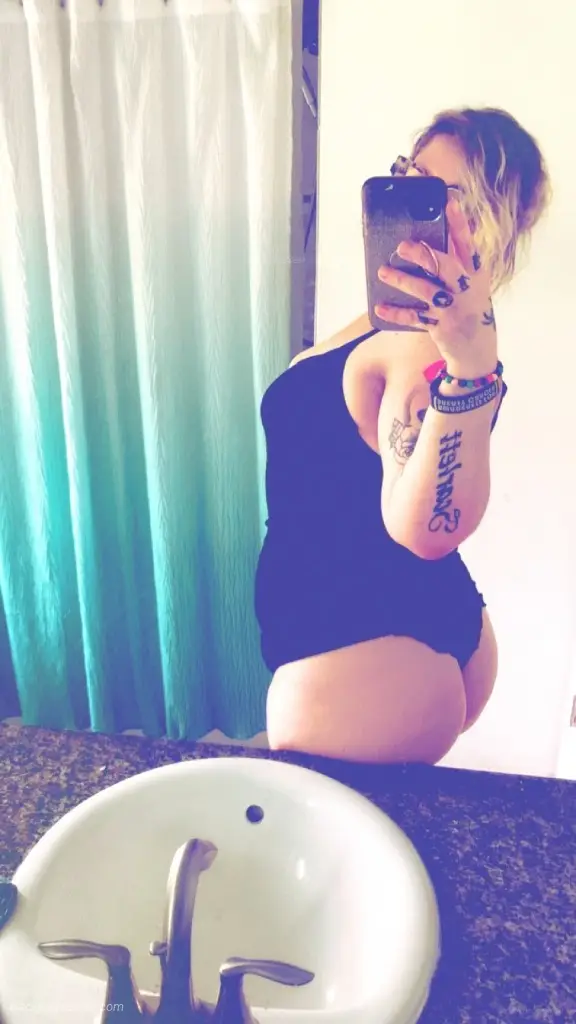 seductive discrete one of a kind available now come see abou... in Daytona – Women Seeking Men photo 3