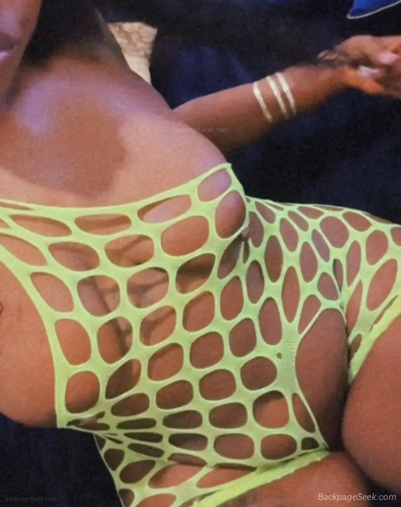 Squirter Babe BEST IN TOWN