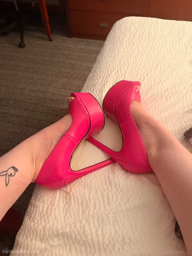 Sexy sensual Snowbunny here for your wants and needs in Daytona – Women Seeking Men photo 3