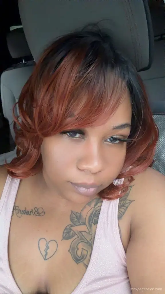 NEW PUSSY IN TOWN OUTCALLS ONLY QV 100 creamy wet pussy !!!! Cum try it
