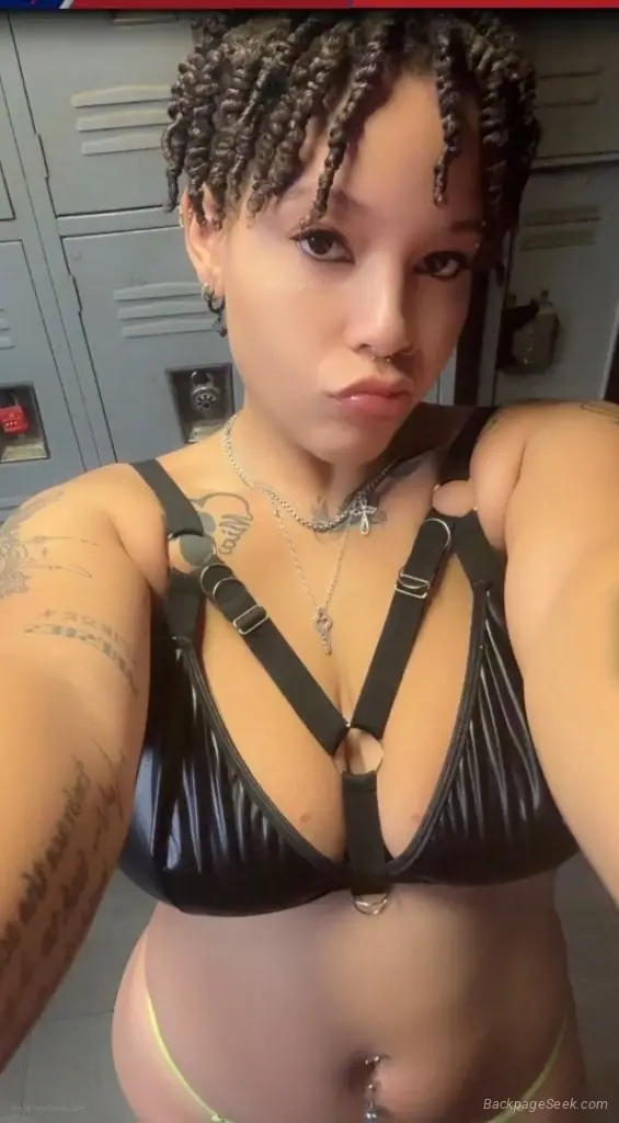 come see pretty pussy jada