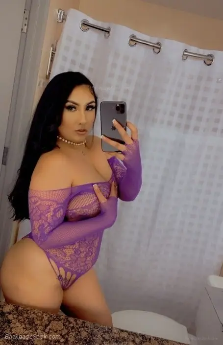 I Can Host or Visit Thirsty girl 29 years old Your Place Car... in Denver – Women Seeking Men photo 4