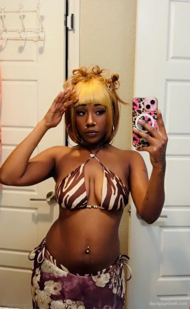 Latina sexy Disponible