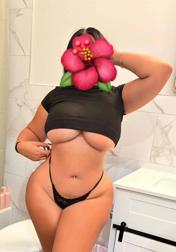 chica caliente in Des Moines - Women Seeking Men