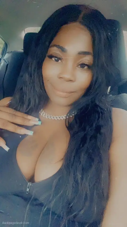 chocolate goddess ready to please u!!! in Des Moines - Women Seeking Men