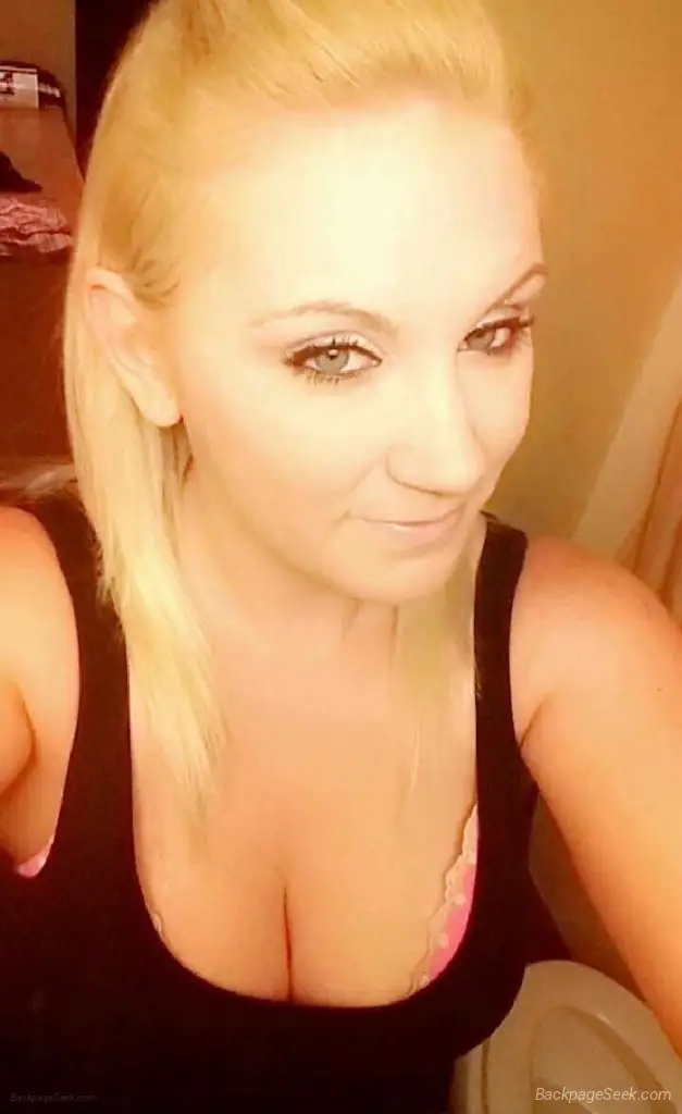 Natalie Sky Hot Sexy Blonde in Des Moines – Women Seeking Men photo 5