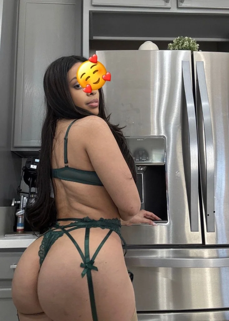 Sexy Latina Hot and very affectionate new to this area 247 B... in Detroit – Women Seeking Men photo 2