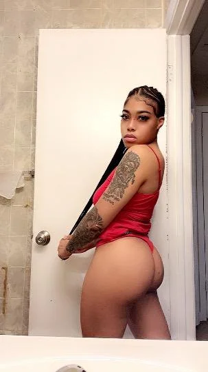 fine grown sexy red in Detroit – Women Seeking Men photo 2