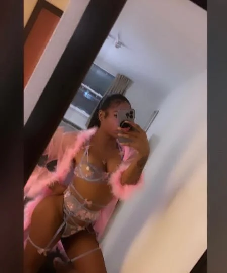 Sexy Ts in Detroit – Women Seeking Men photo 2