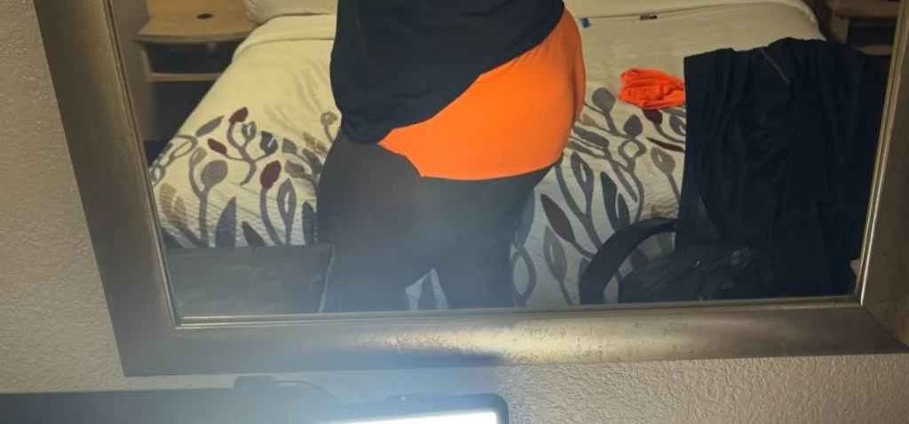 car dates oral handjob rimming massages in Detroit – Women Seeking Men photo 2