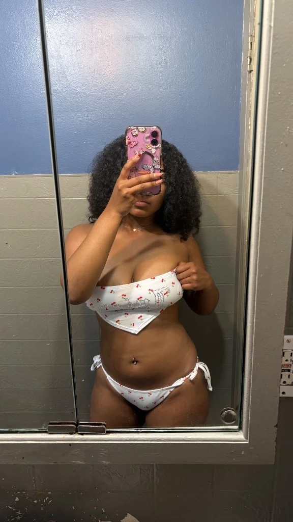 Goat Throat Outcalls and Cardates in Detroit – Women Seeking Men photo 2
