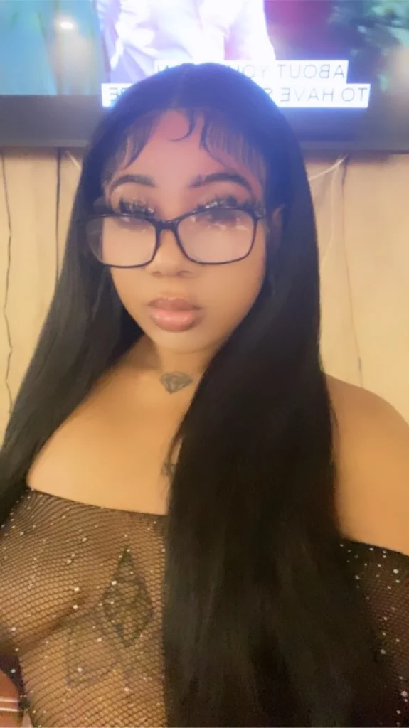 THROAT GODDESS OUTCALLS AND CARDATES ONLY BABY in Detroit – Women Seeking Men photo 5